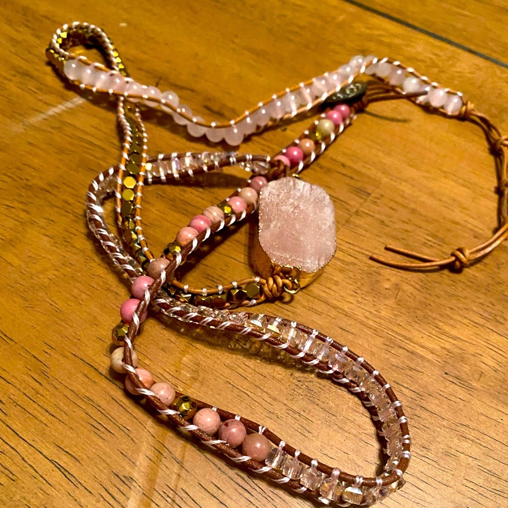 Beautiful choker necklace